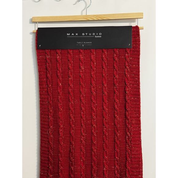 Max Studio Home Table Runner Red Cable Knit 16” X 90” Christmas Valentine NWT - Picture 2 of 7